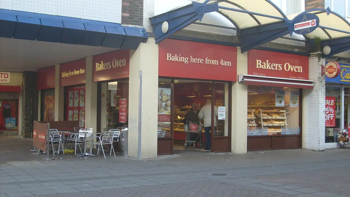 Greggs Bakery Outlet – bakery in Ely, Cardiff